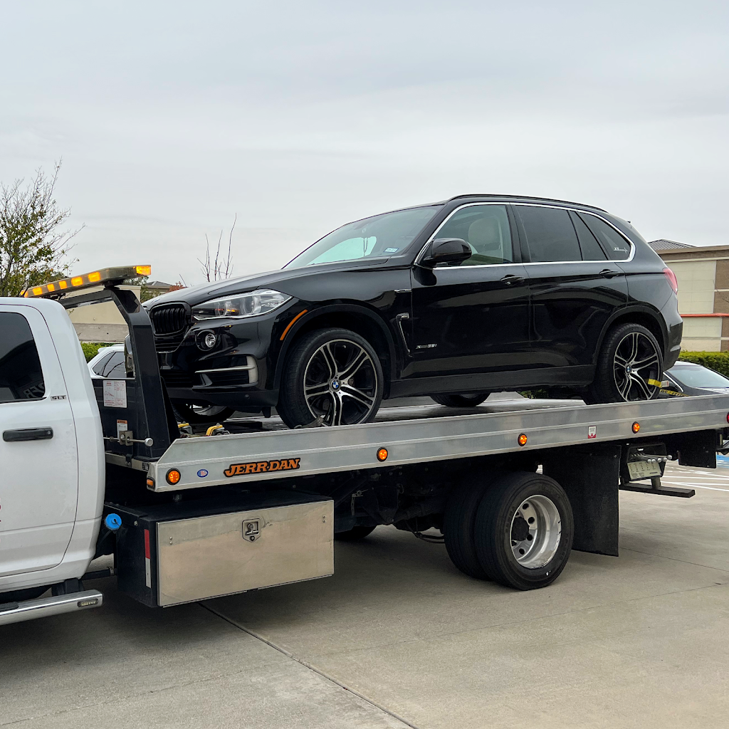 Flatbed truck tow | 22522 Lavender Knoll Ln, Katy, TX 77449 | Phone: (314) 441-2345