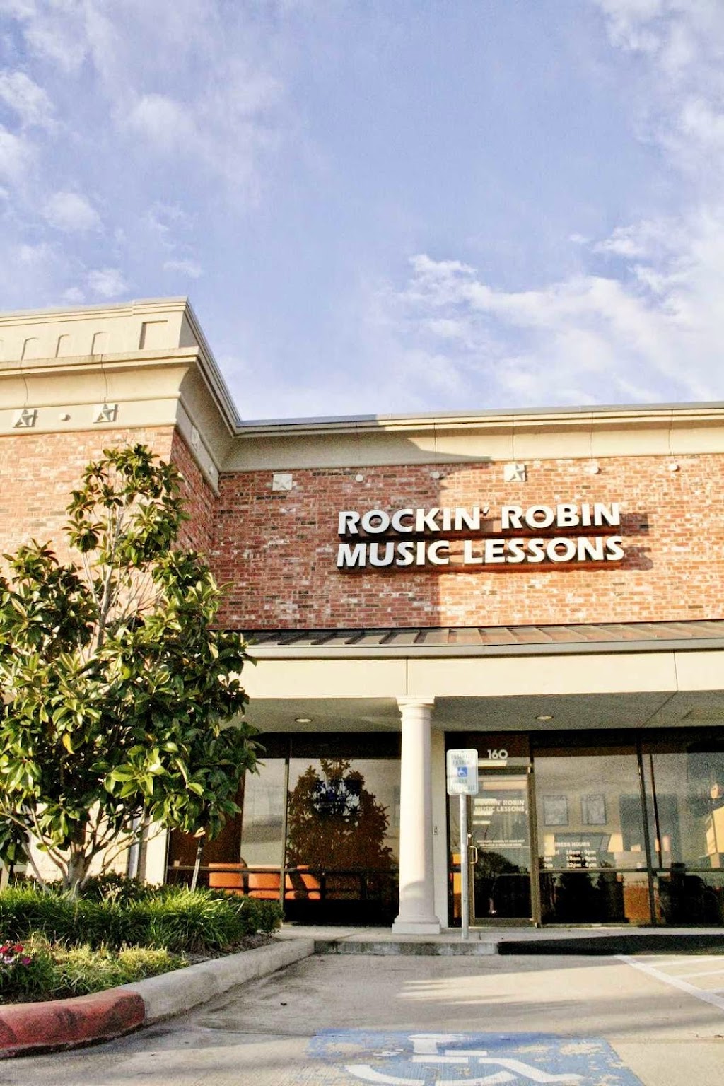Rockin Robin Music Lessons | 9029 Hwy 6 #160, Missouri City, TX 77459 | Phone: (281) 778-2378