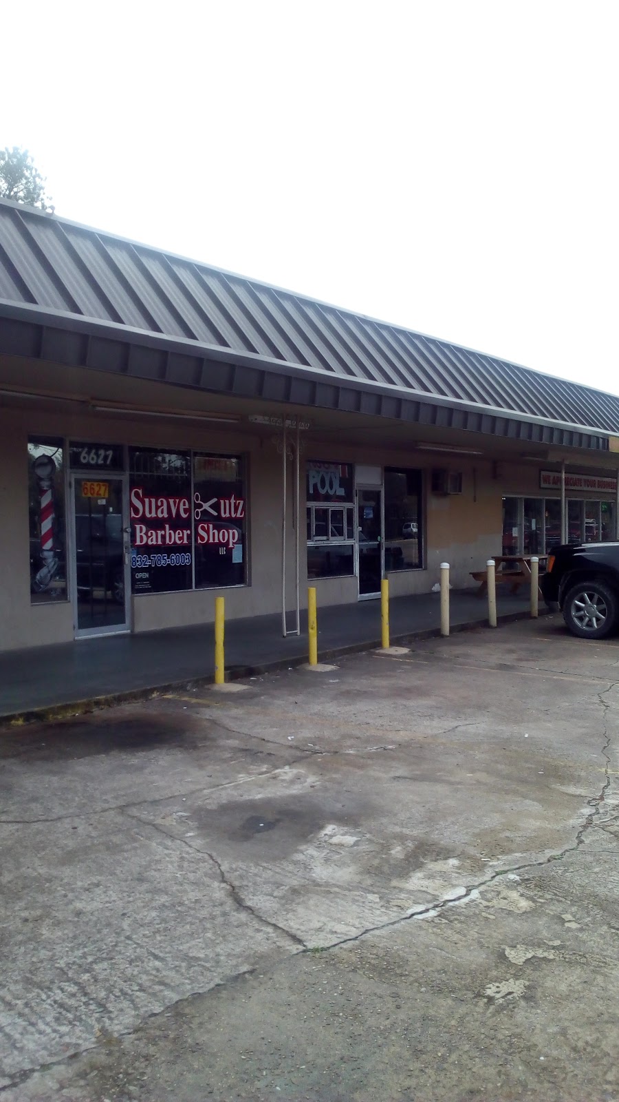 Suave Cuts Barber Shop | 6627 Bissonnet St, Houston, TX 77074 | Phone: (832) 785-6003