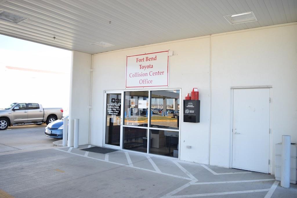 Sterling McCall Toyota Fort Bend Collision Center | 6139 FM 762 Rd, Richmond, TX 77469 | Phone: (281) 633-3390