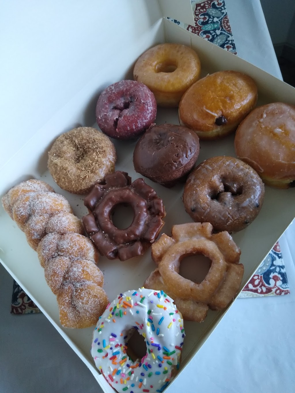 Olivias Donut Shoppe | 12810 Broadway St Suite 120, Pearland, TX 77584 | Phone: (346) 754-5924