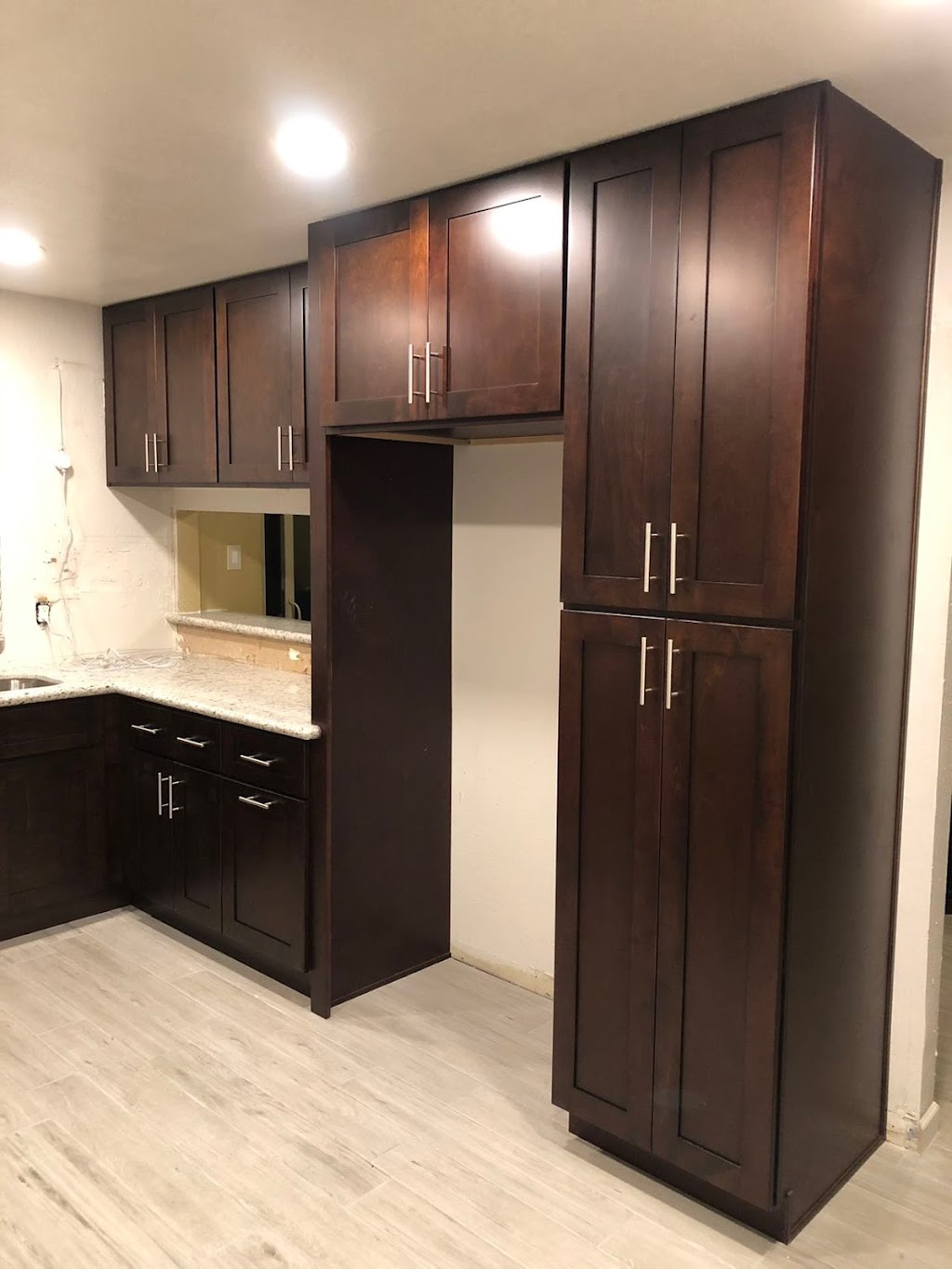 Maple Cabinets | 4157 Clay Commerce Dr #202, Katy, TX 77449 | Phone: (832) 558-6666