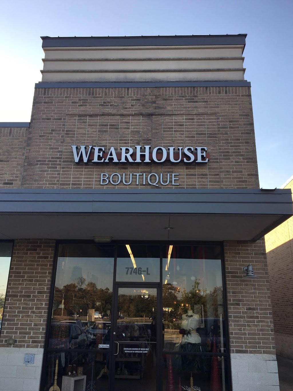 The Wearhouse Boutique | 7746 Hwy 6 L, Missouri City, TX 77459 | Phone: (281) 208-7249